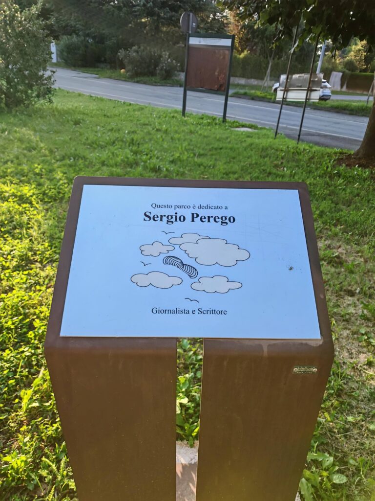 Parco Sergio Perego, targa. Foto di Garden65
