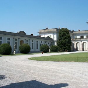 Villa Borromeo d’Adda, esterno. Foto da Wikimedia Commons
