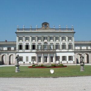 Villa Borromeo d’Adda, esterno. Foto da Wikimedia Commons