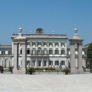 Villa Borromeo d’Adda, esterno. Foto da Wikimedia Commons
