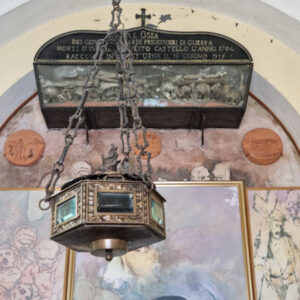 Cappella del Revellino, ossario. Foto di www.vivicassano.it