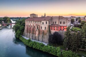 Castello Visconteo, esterno. Foto da www.ilcastelloeventi.com