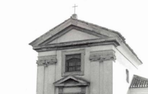 Chiesa di Sant'Antonio, facciata. Foto da ww.lombardiabeniculturali.it