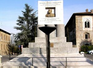 Monumento al Generale Perrucchetti. Foto da www.anacassanodadda.it