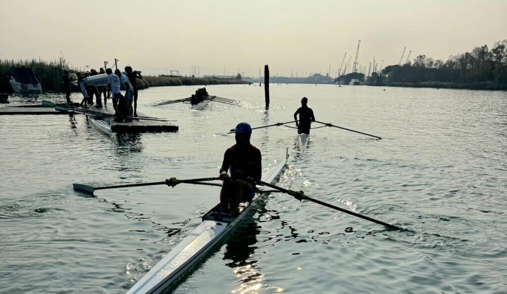 Canottieri Tritium. Foto da canale ufficiale fb