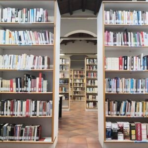 Biblioteca Comunale, interno. Foto da canale ufficiale FB