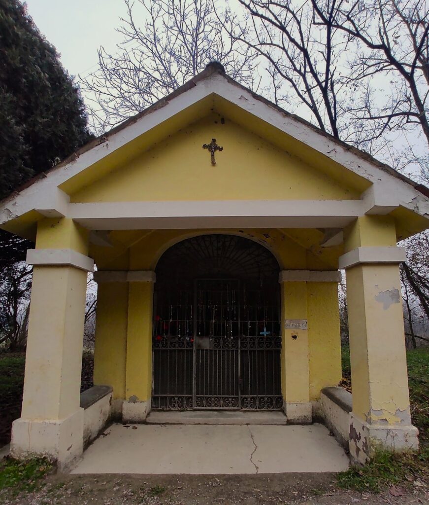 Cappellina della Madonna. Da Canale ufficiale FB " I Comuni della Martesana"