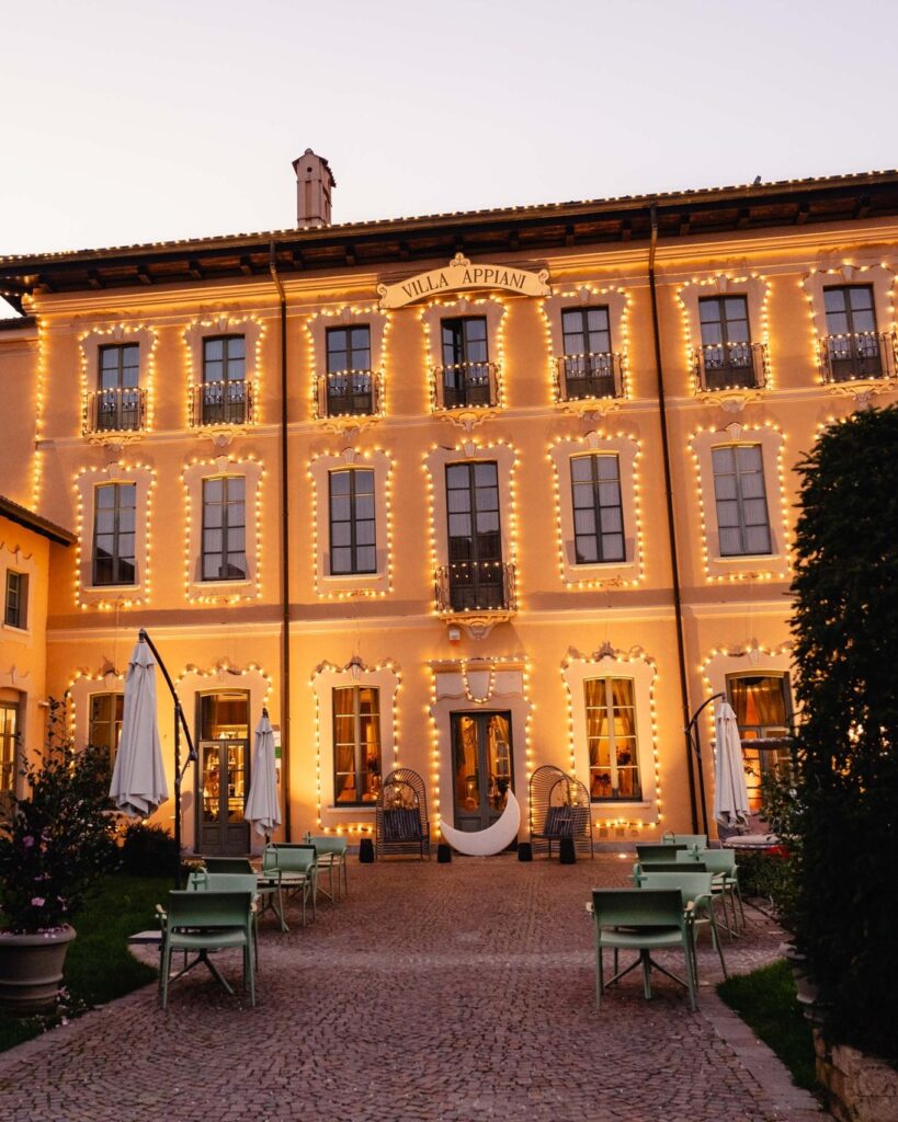 Villa Appiani. Foto da canale ufficiale FB