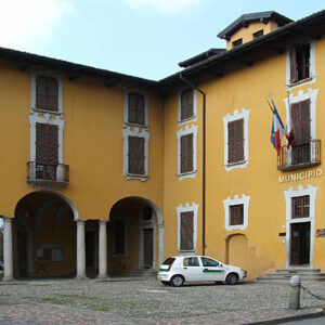 Municipio di Trezzo sull'Adda. Foto da www.lombardiabeniculturali.it