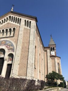 Chiesa di San Giuseppe a Porto d'Adda, esterno. Foto da turismo.parcoaddanord.it