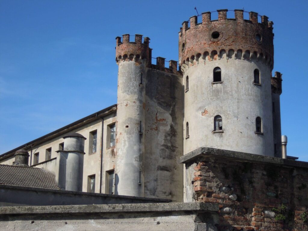 Cotonificio Vellutificio Visconti di Modrone VELVIS, esterno. Foto di www.turismo.parcoaddanord.it