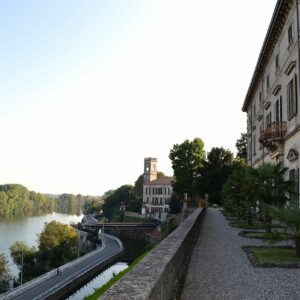 Villa Melzi d’Eril. Foto di Giuliomelzideril, CC BY-SA 3.0, via Wikimedia Commons