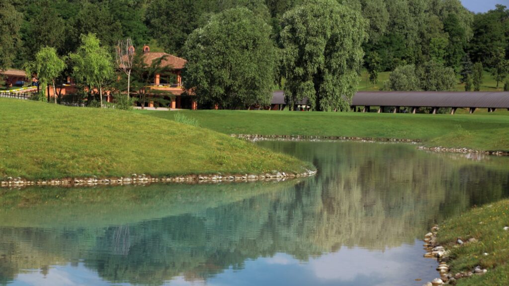 Villa Paradiso Golf Club, veduta. Foto da www.villaparadisogolf.it