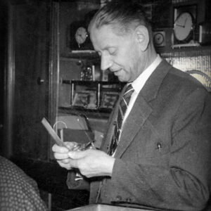 Pezzi Preziosi dal 1902 - Orologeria Gioielleria. Foto da http://www.gioielleriapezzi.it