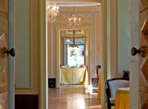 Villa Maggi Ponti Hotel Julia, interno. Foto da www.hoteljulia.info