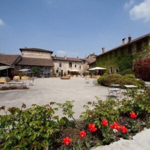 Castello Borromeo di Trucazzano. Foto da canale ufficiale fb