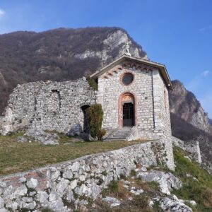 Castello dell’Innominato. Foto di Facquis, CC BY-SA 4.0, via Wikimedia Commons